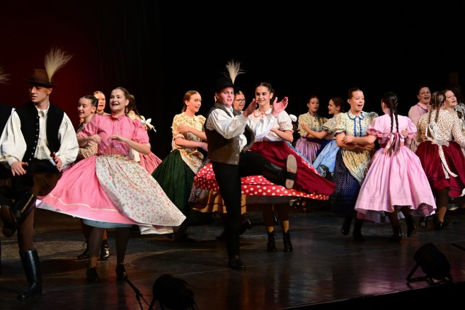 XXIII. Országos Ifjúsági Néptáncfesztivál járt a Perdülő ifjúsági csoportunk